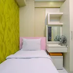 Nice And Modern 2Br At Kebagusan City Apartment By Travelio