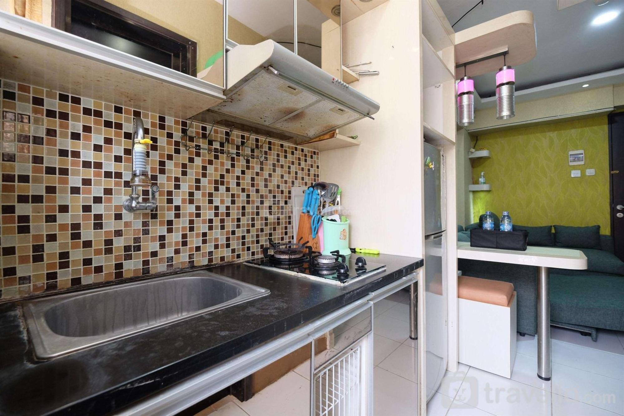 Apartment And Modern 2br At Kebagusan By Travelio *
