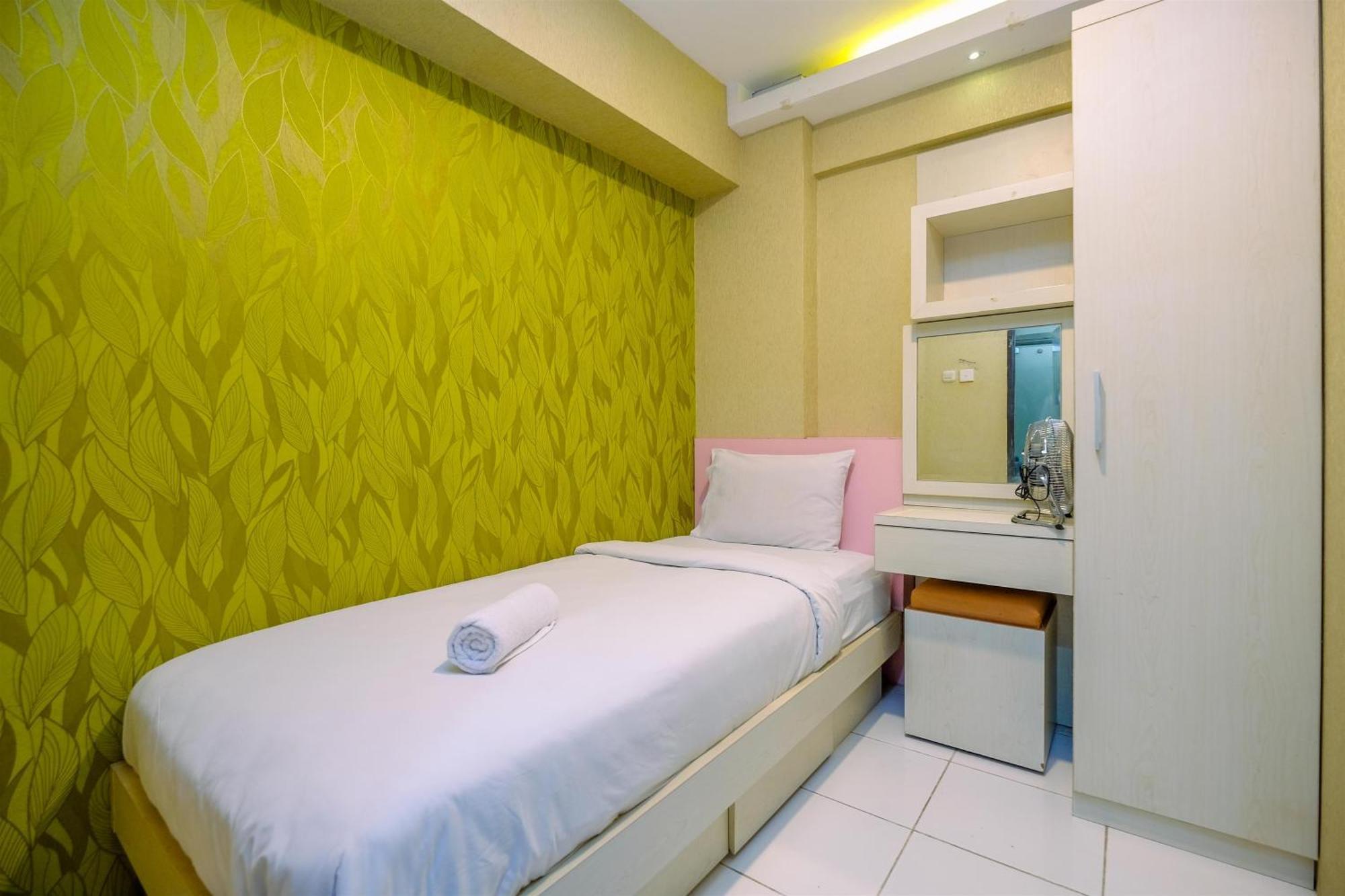 And Modern 2br At Kebagusan By Travelio Apartment Jakarta
