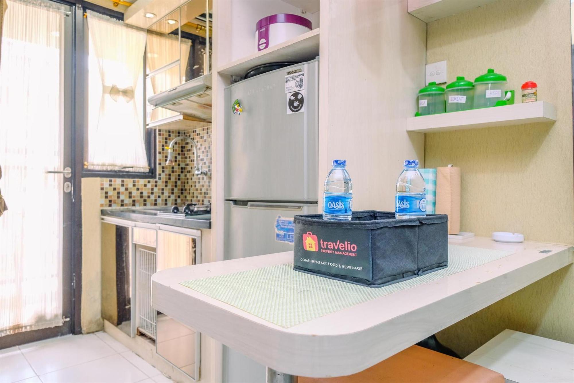 And Modern 2br At Kebagusan By Travelio Apartment